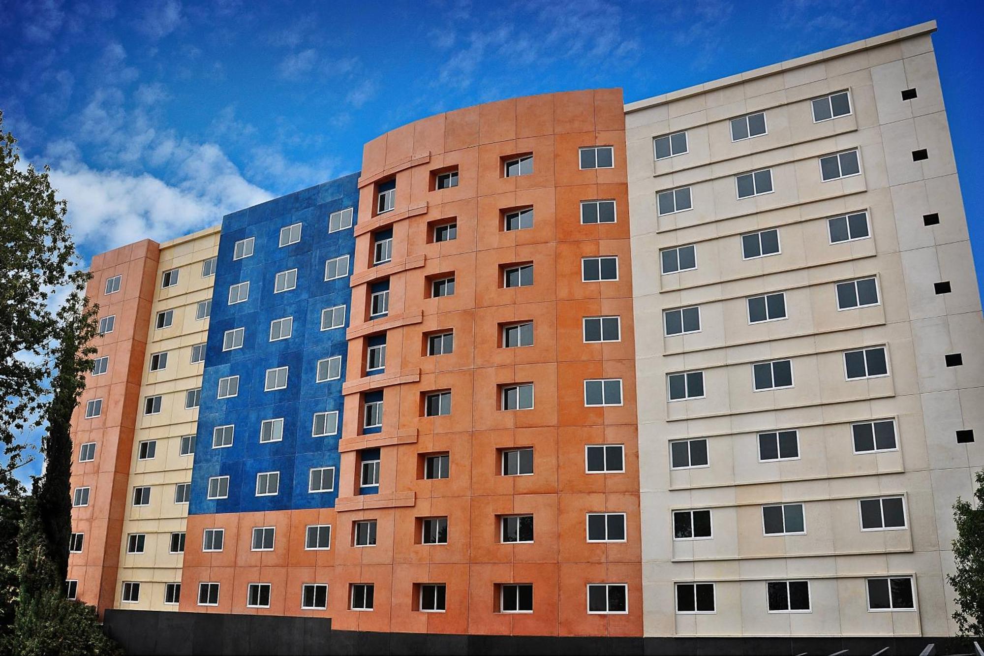 Courtyard Toluca Tollocan Zewnętrze zdjęcie